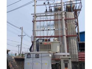 Electrical infrastructure imagery accompanying 400 kVA Distribution Substation — Two-Pole Structure